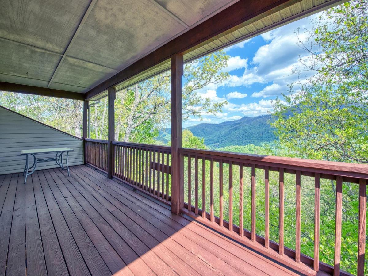 Bonnie View 21 - Amazing Smoky Mountain Retreat With Beautiful Scenic Views! Home Maggie Valley Buitenkant foto