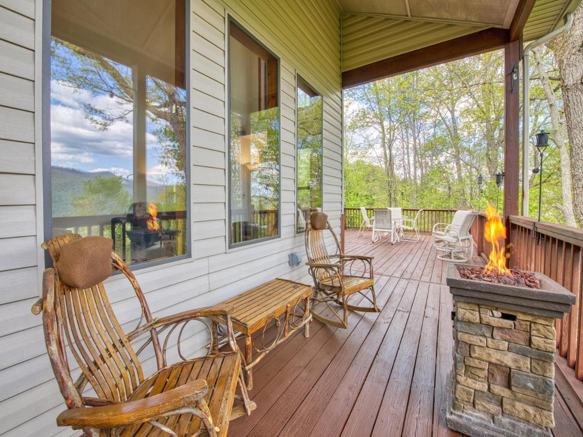 Bonnie View 21 - Amazing Smoky Mountain Retreat With Beautiful Scenic Views! Home Maggie Valley Buitenkant foto