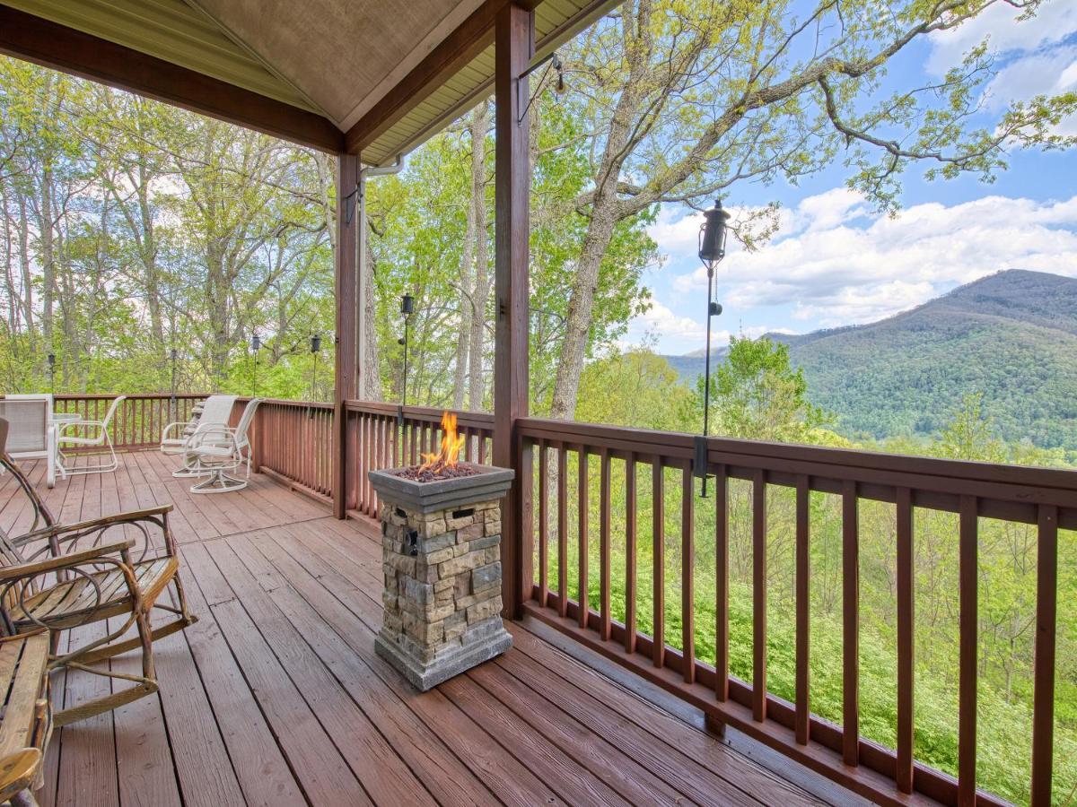 Bonnie View 21 - Amazing Smoky Mountain Retreat With Beautiful Scenic Views! Home Maggie Valley Buitenkant foto