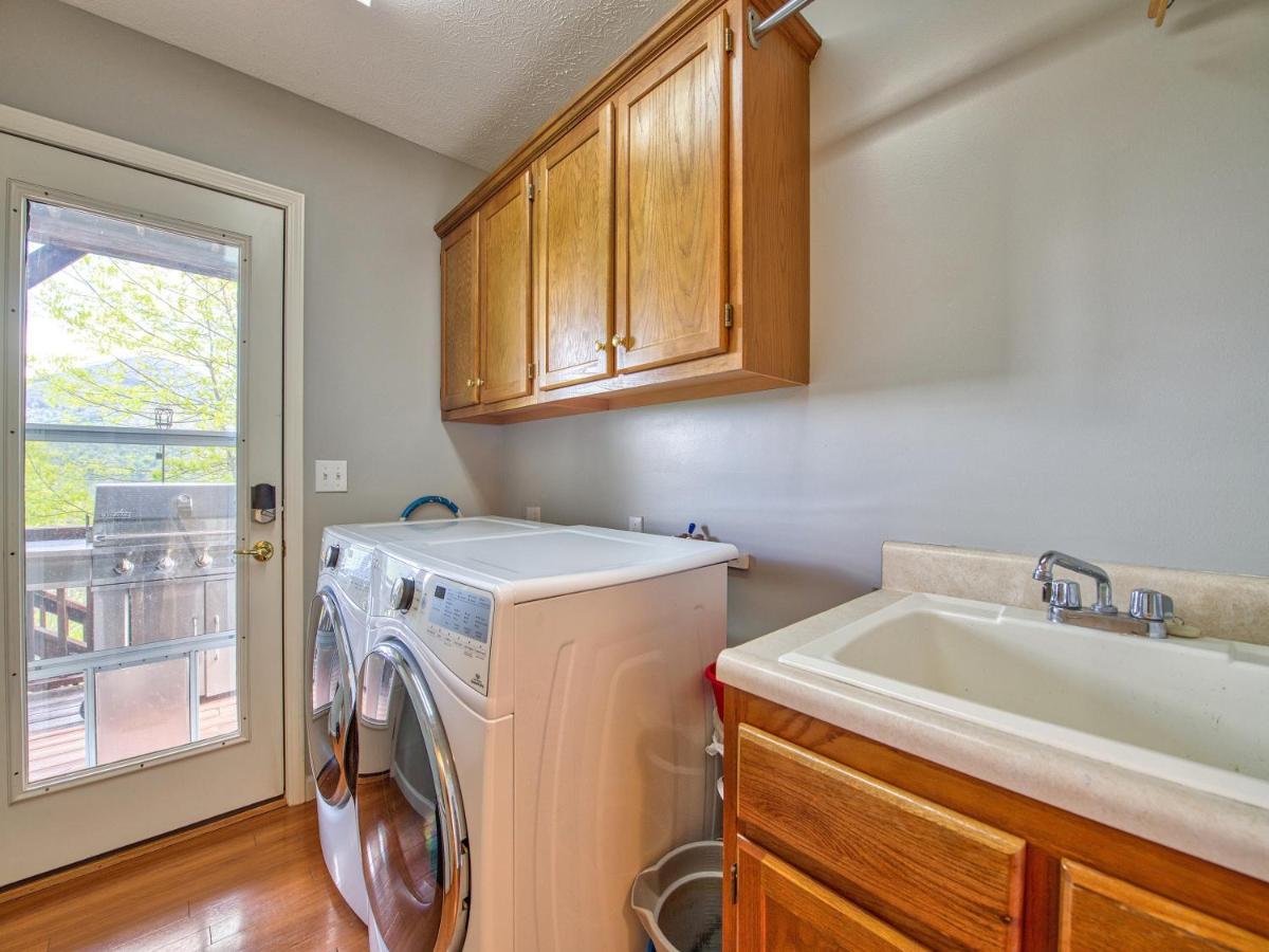 Bonnie View 21 - Amazing Smoky Mountain Retreat With Beautiful Scenic Views! Home Maggie Valley Buitenkant foto