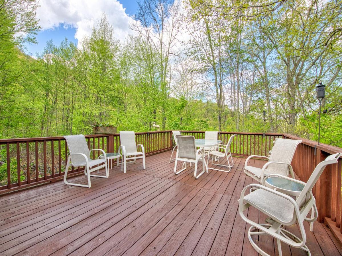 Bonnie View 21 - Amazing Smoky Mountain Retreat With Beautiful Scenic Views! Home Maggie Valley Buitenkant foto