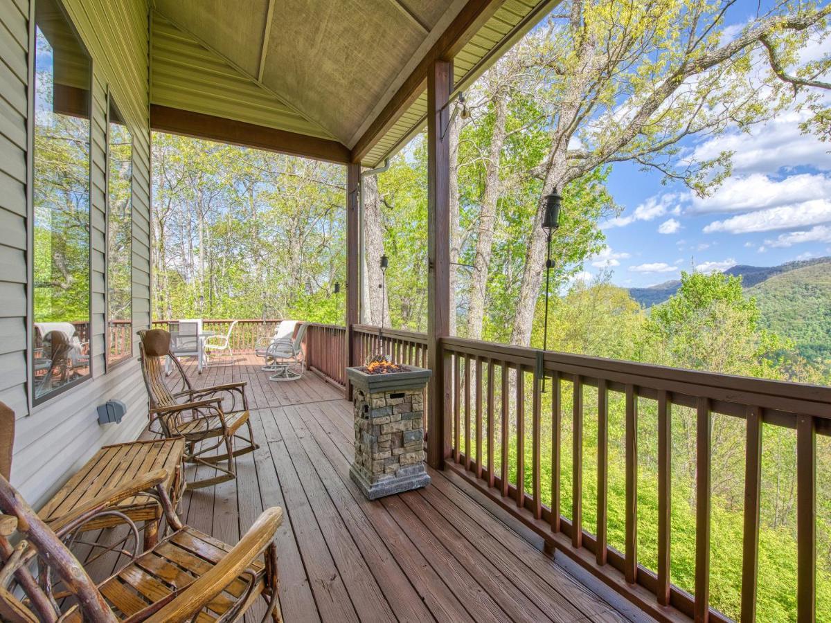 Bonnie View 21 - Amazing Smoky Mountain Retreat With Beautiful Scenic Views! Home Maggie Valley Buitenkant foto