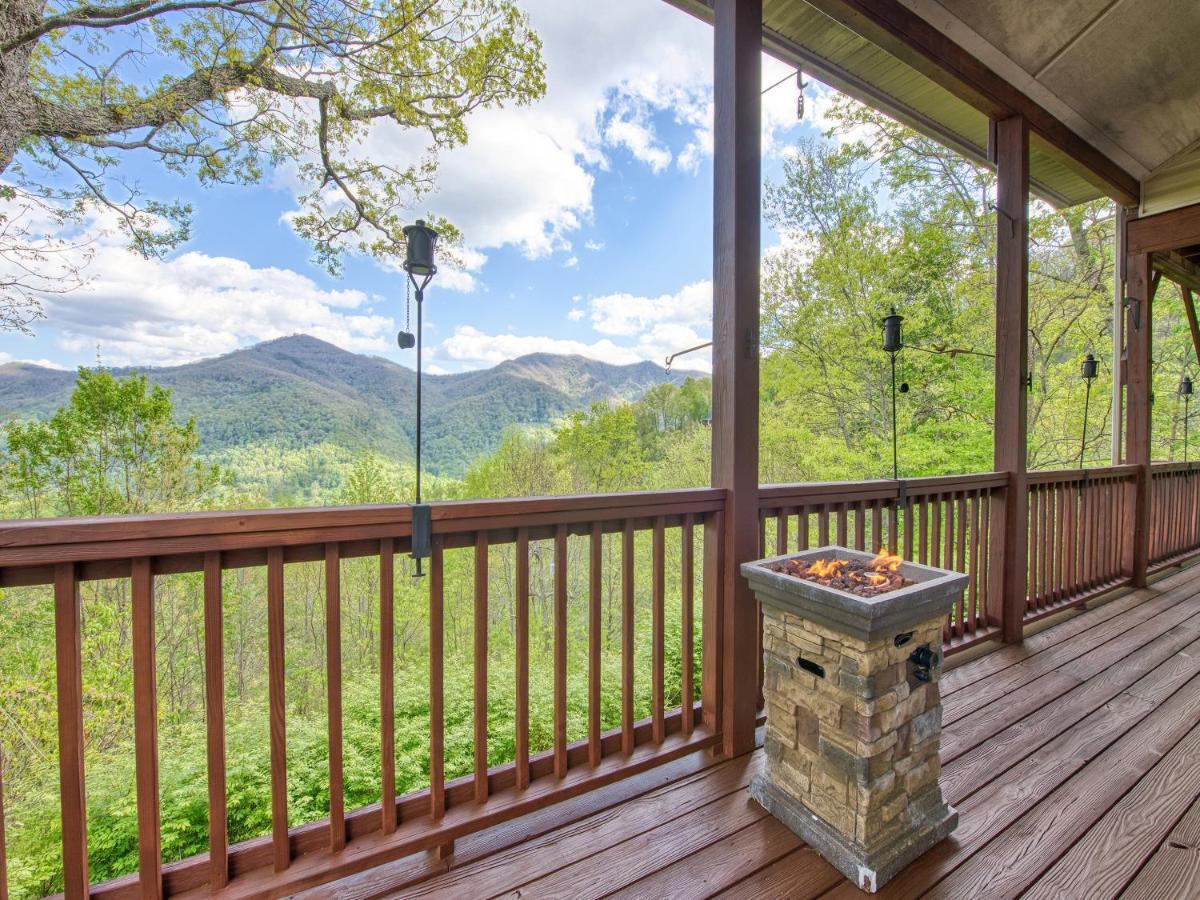 Bonnie View 21 - Amazing Smoky Mountain Retreat With Beautiful Scenic Views! Home Maggie Valley Buitenkant foto